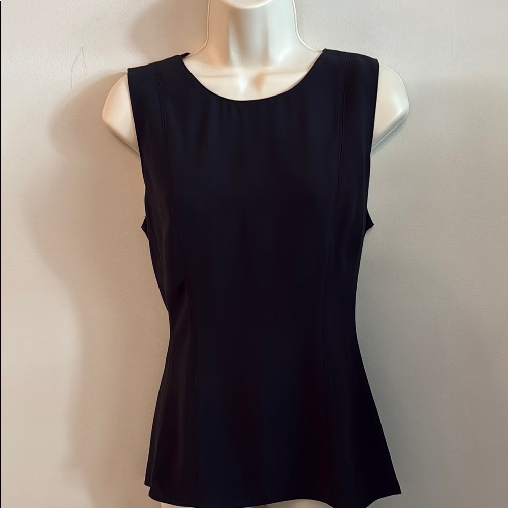 Ann Taylor Black Sleeveless Scoop-Neck Tapered Shell Classic Business Casual 6